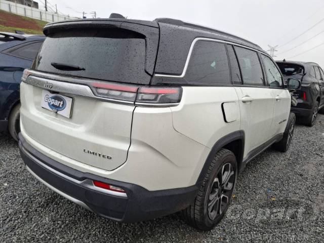 2023 JEEP COMMANDER 