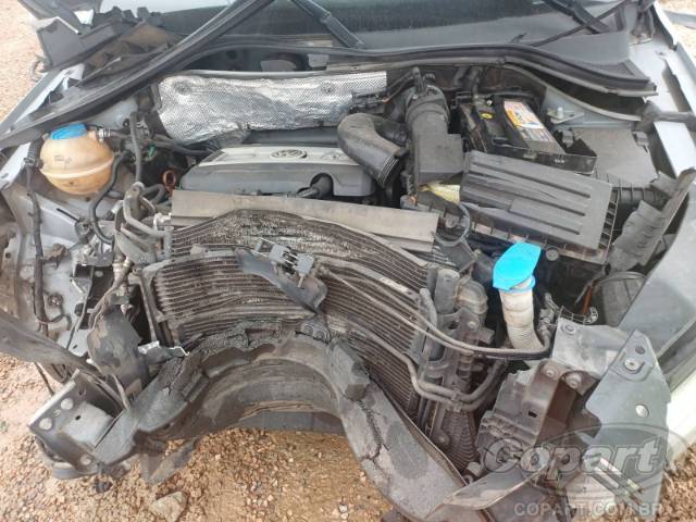 2011 VOLKSWAGEN TIGUAN 