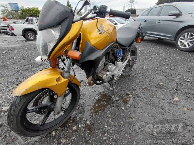 2010 HONDA CB 300 