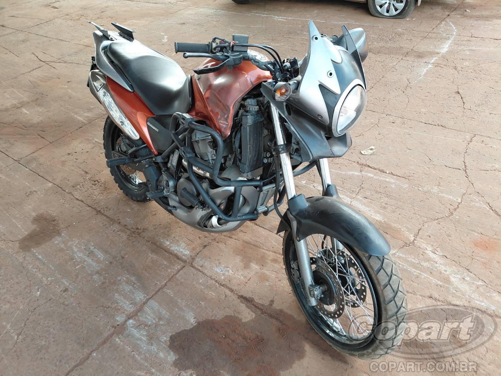 Honda Xl700v