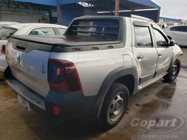 2020 RENAULT DUSTER OROCH 
