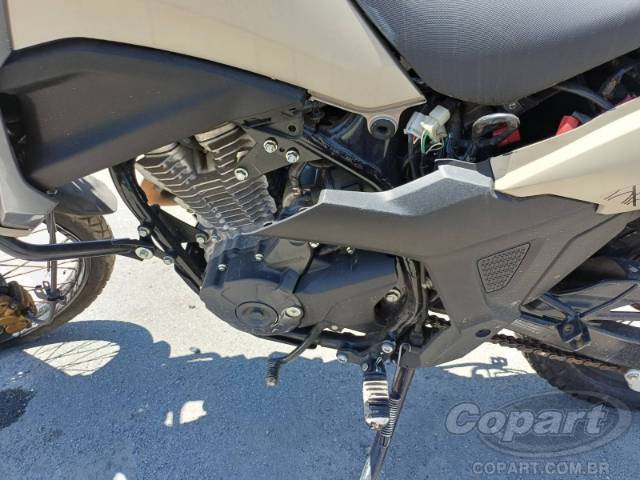 2025 HONDA XRE SAHARA 300 