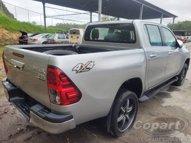 2019 TOYOTA HILUX CD 