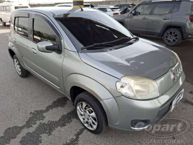 2015 FIAT UNO 
