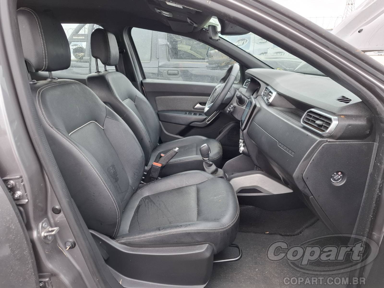 Foto 5: 2023 RENAULT DUSTER