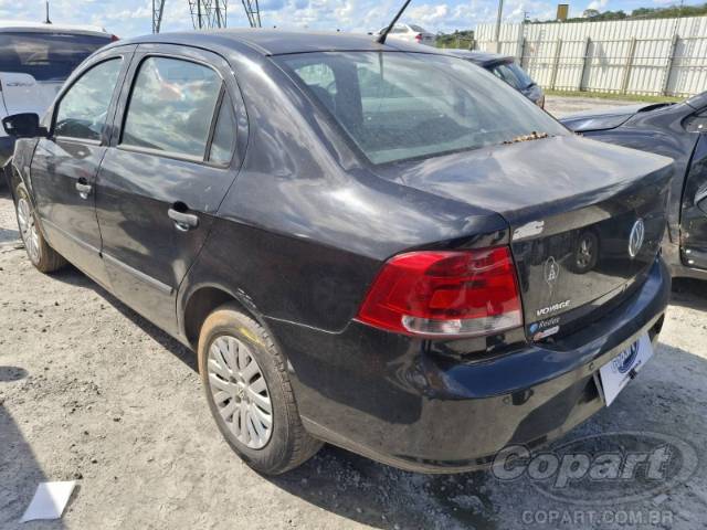 2011 VOLKSWAGEN VOYAGE 