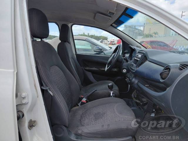 2021 FIAT UNO 