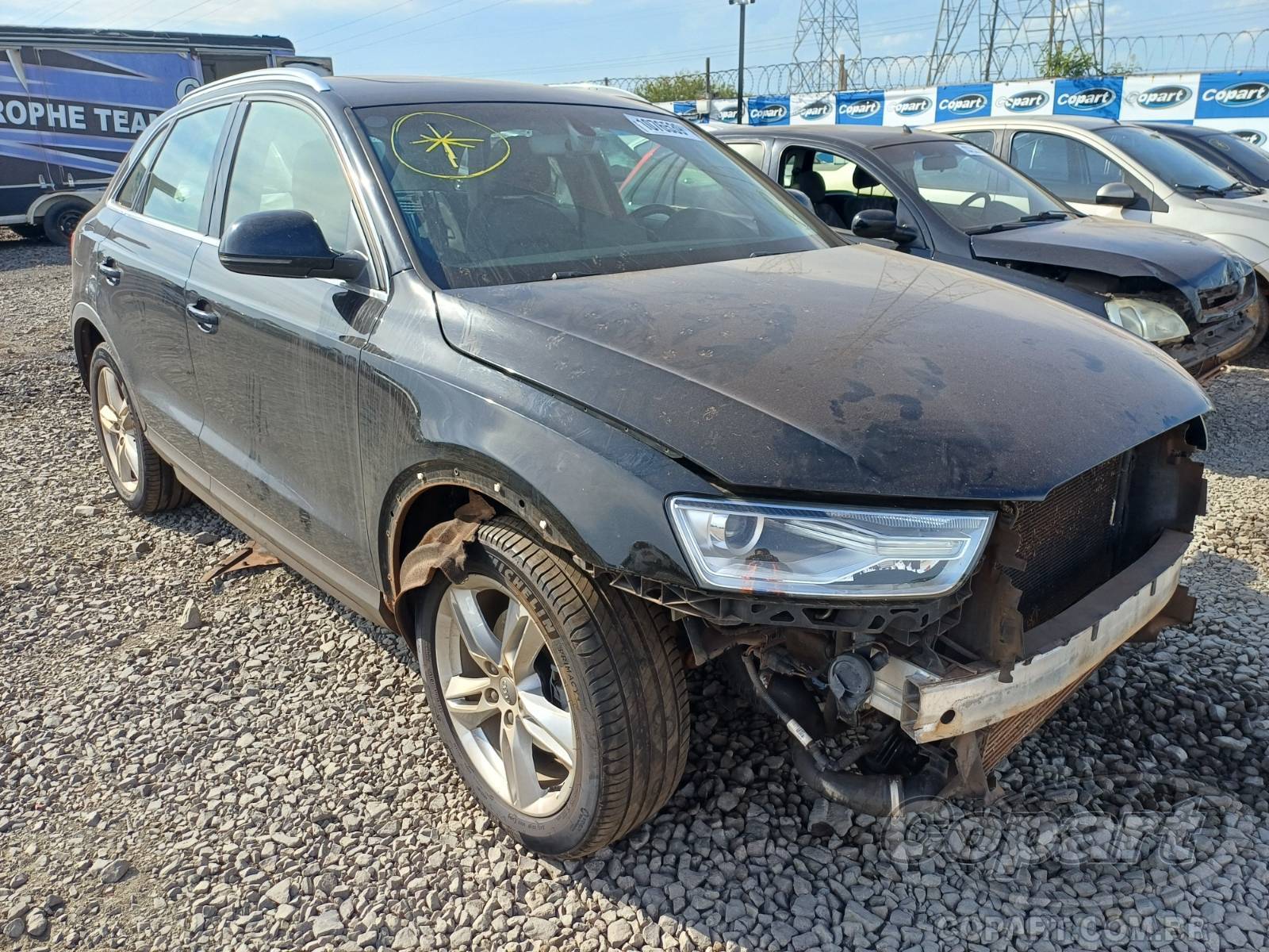 Audi Q3 2016 SUV Pequeno