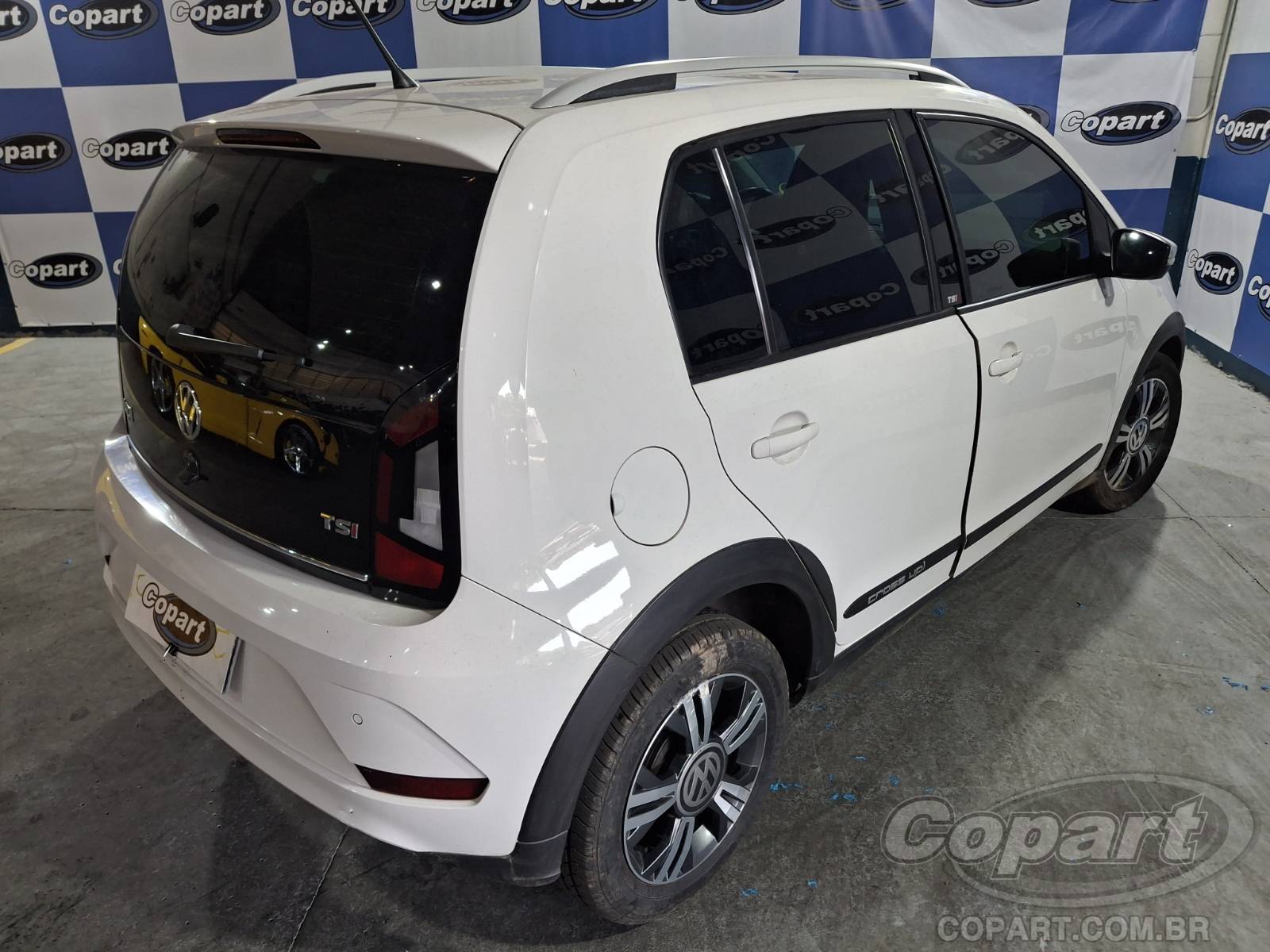 2018 VOLKSWAGEN UP — foto 4 de 11