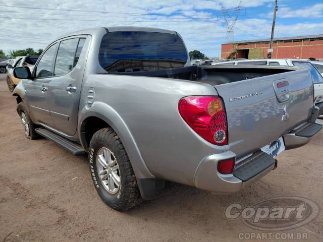2015 MITSUBISHI L200 TRITON 