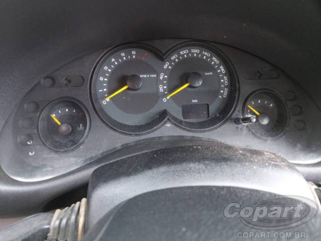 2010 CHEVROLET CLASSIC 