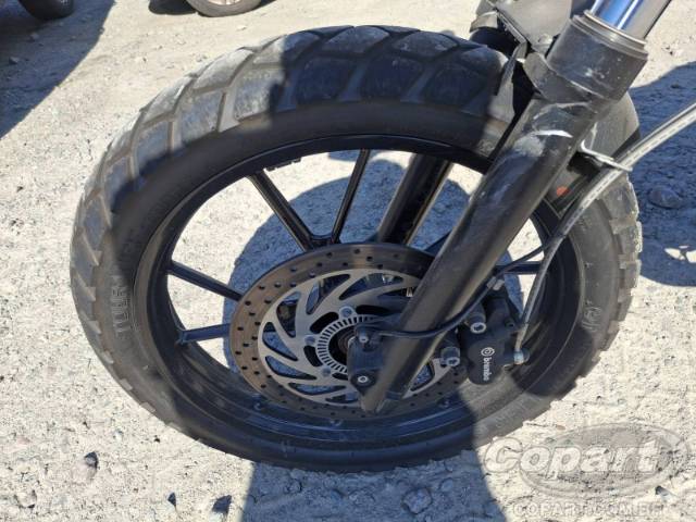 2015 BMW G 650 