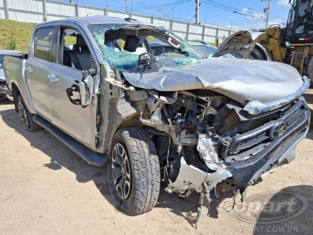 2021 TOYOTA HILUX CD 