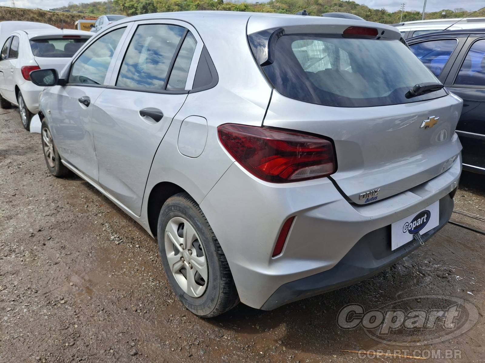 2023 CHEVROLET ONIX — foto 3 de 10