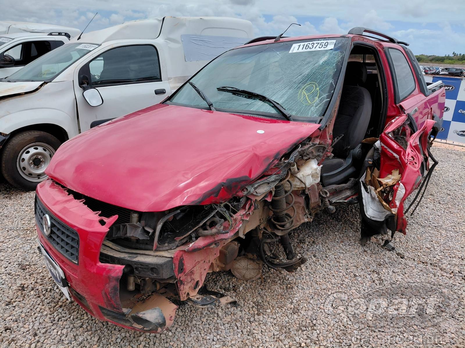 Foto 2: 2013 FIAT STRADA