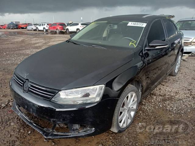 2013 VOLKSWAGEN JETTA 