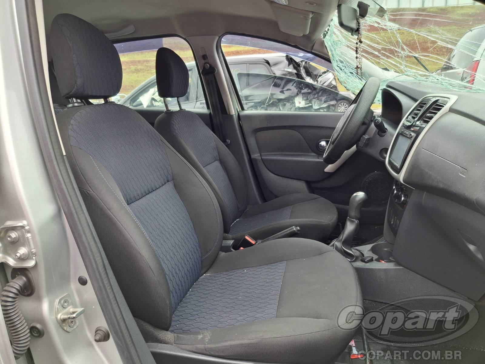 2016 RENAULT SANDERO — foto 5 de 15