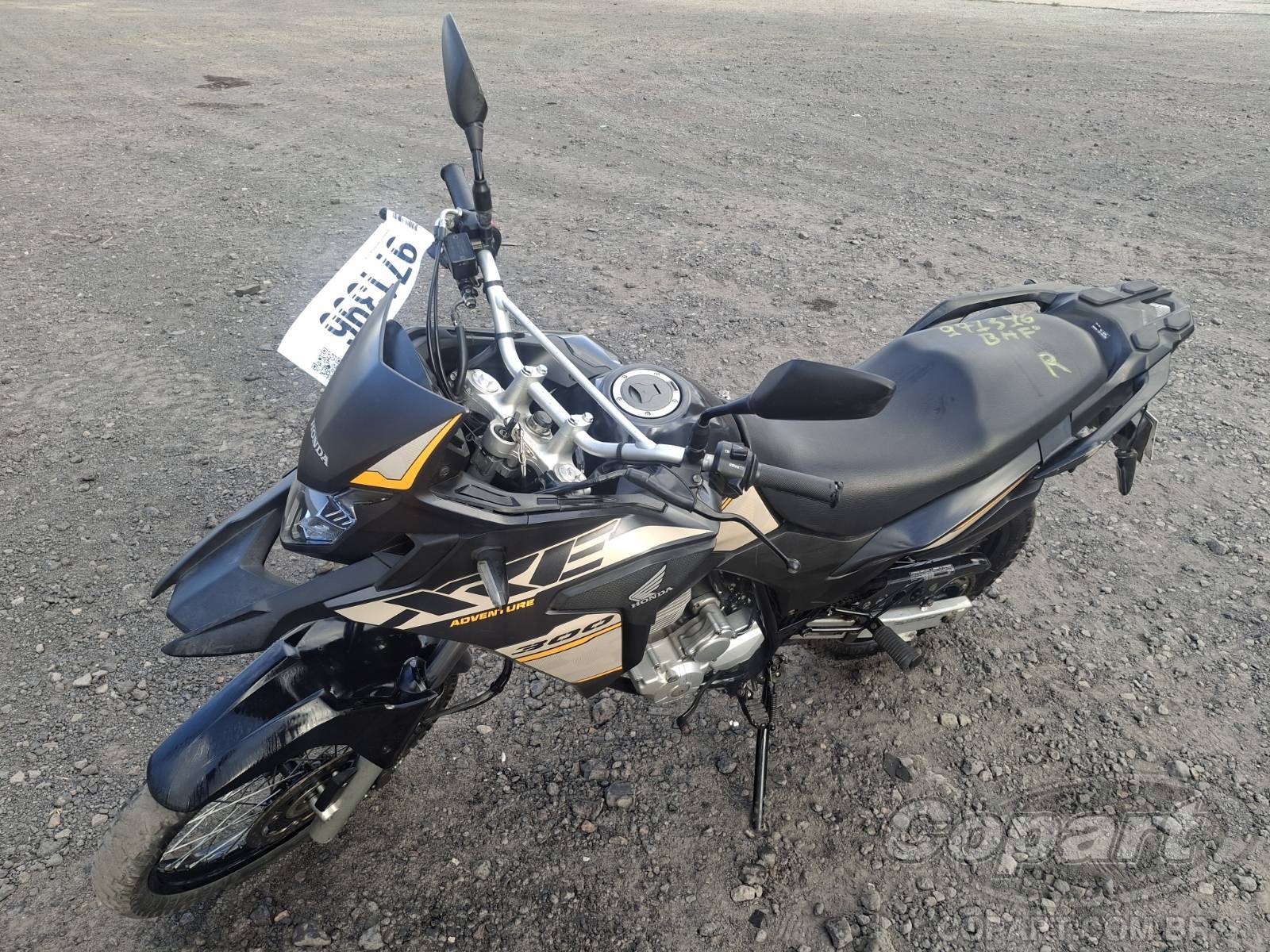 Foto 2: 2023 HONDA XRE 300