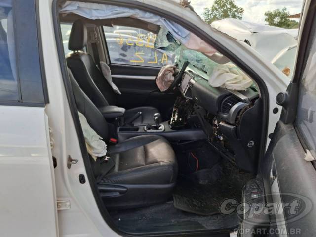 2022 TOYOTA HILUX CD 