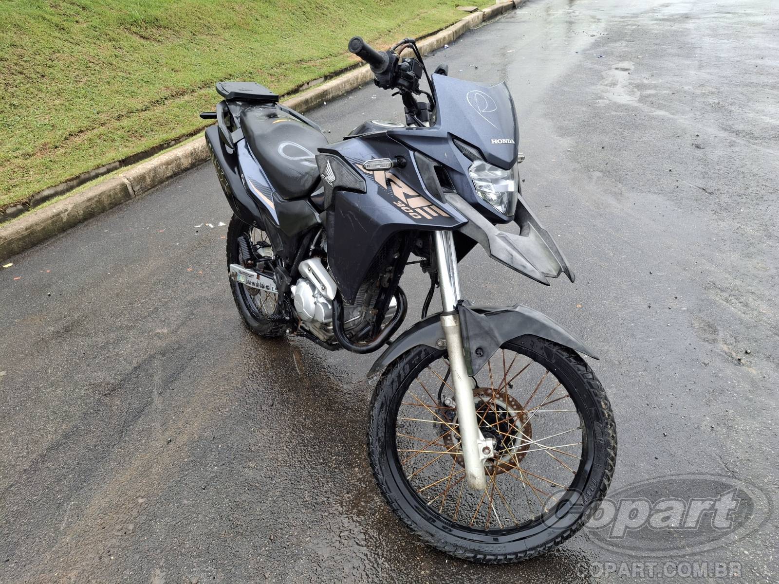 Veículo HONDA XRE HONDA XRE 300 ABS 2023 em leilão