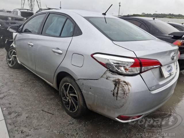 2023 TOYOTA YARIS SEDA 