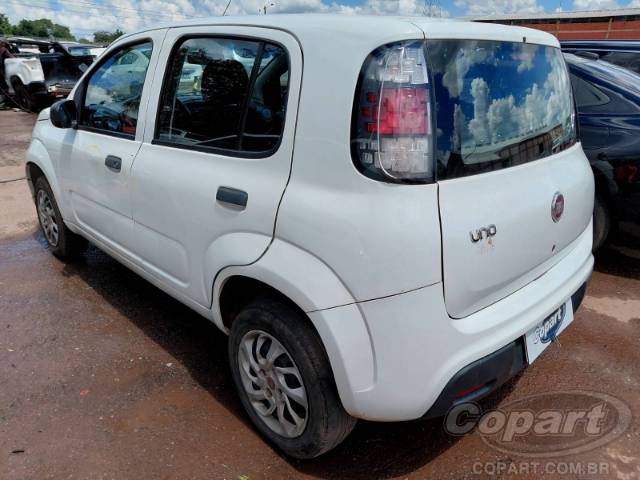 2021 FIAT UNO 
