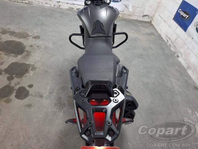 2025 BAJAJ DOMINAR 