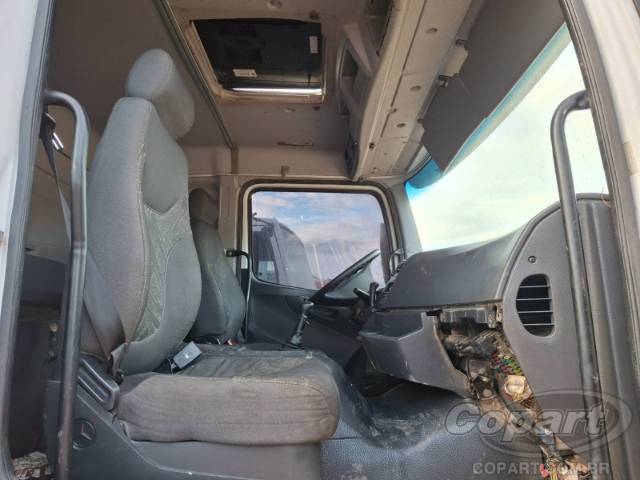 2013 MERCEDES BENZ AXOR 