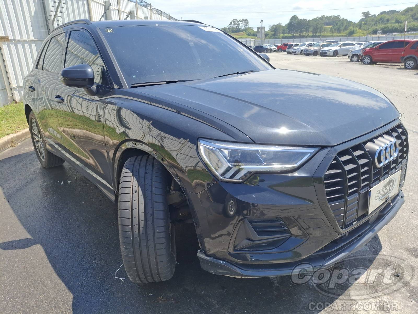 Veículo Audi Q3 Audi Q3 2021 1.4 16V TFSI Turbo SUV Pequenos 2021 em leilão