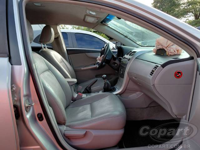 2013 TOYOTA COROLLA 