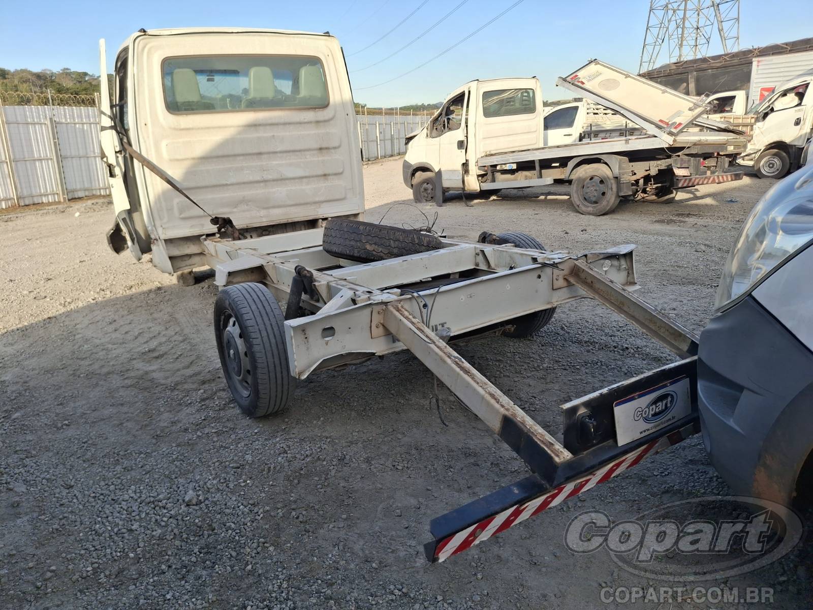 2011 RENAULT MASTER CHASSI CAB — foto 3 de 12