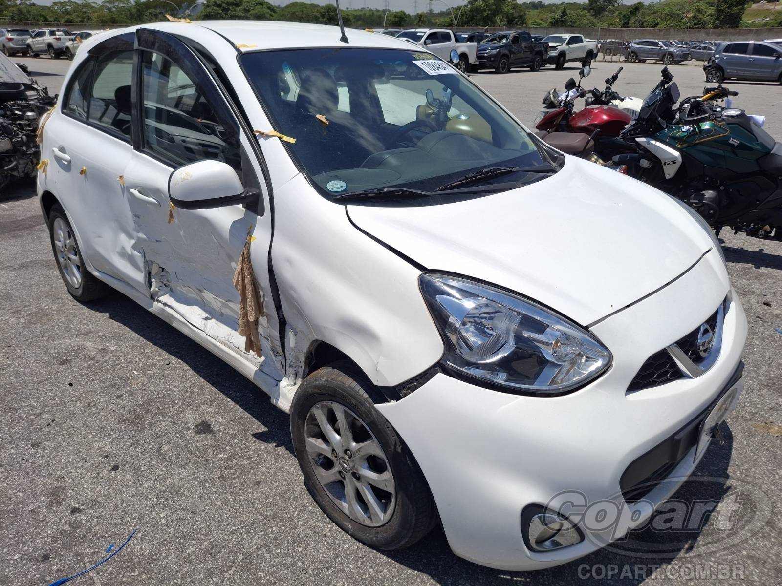 Veículo Nissan March Nissan March SV 1.6 16V 2016 2016 em leilão
