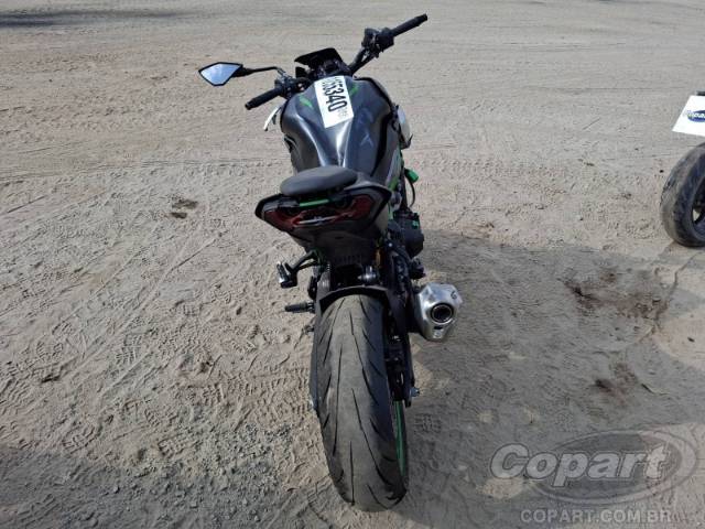 2026 KAWASAKI Z900 