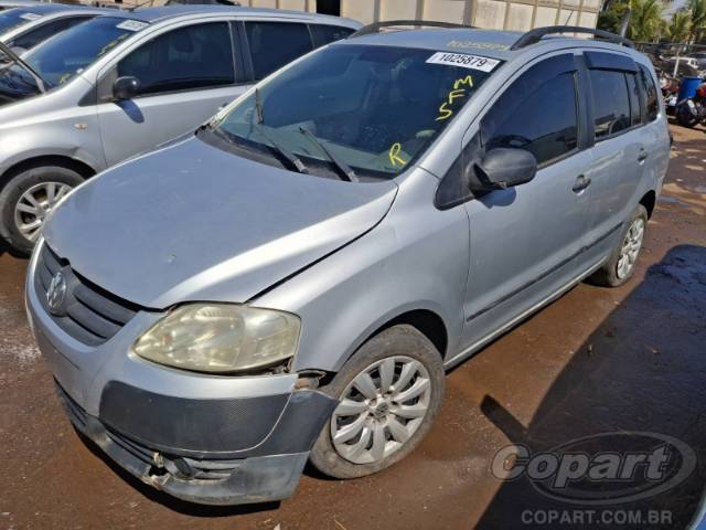 2009 VOLKSWAGEN SPACEFOX 