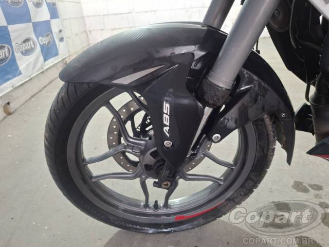 2025 BAJAJ DOMINAR 