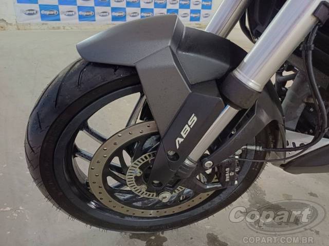 2025 BAJAJ DOMINAR 