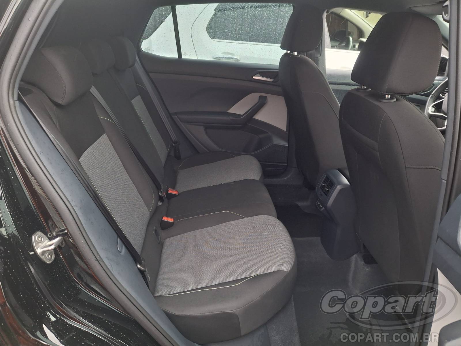 2024 VOLKSWAGEN T-CROSS — foto 6 de 13