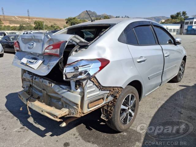 2019 TOYOTA YARIS SEDA 