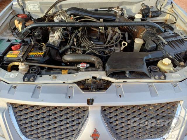 2014 MITSUBISHI PAJERO TR4 