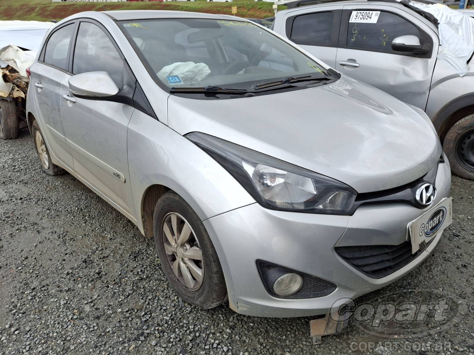 Veículo Hyundai HB20 Hyundai HB20 Comfort 1.0 12V CVVT 2015 Médio Dano Frontal 2015 em leilão