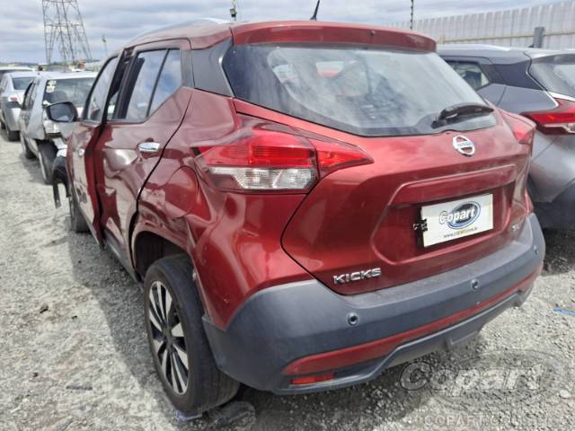 2019 NISSAN KICKS 