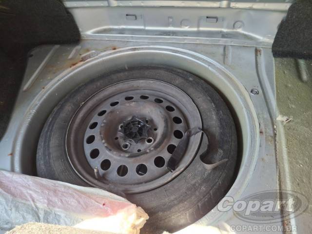 2011 VOLKSWAGEN GOL 