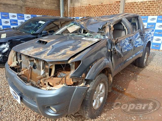 2011 TOYOTA HILUX CD 