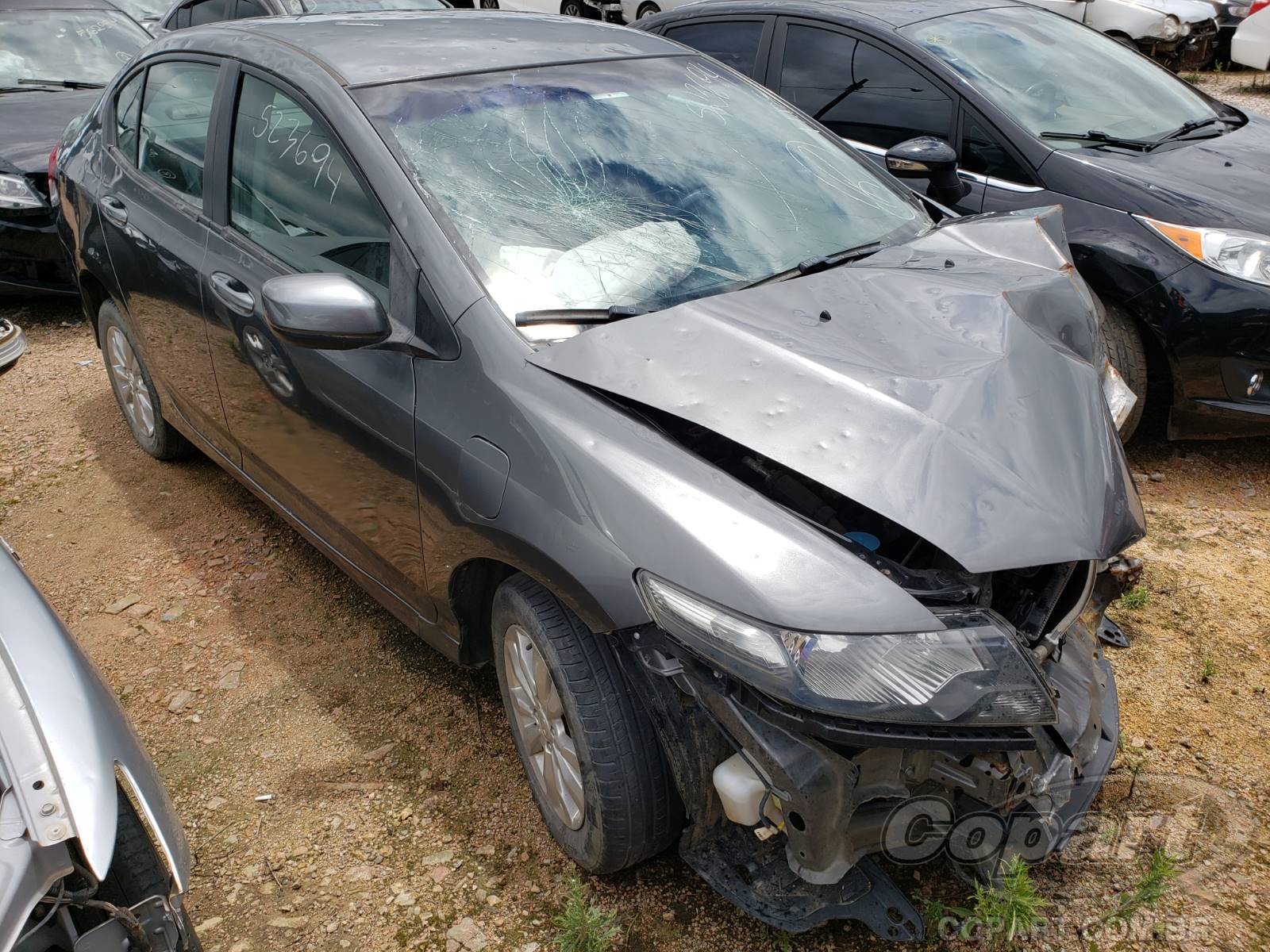 Honda City LX 1.5 16V 2013 Médio Dano Colisão