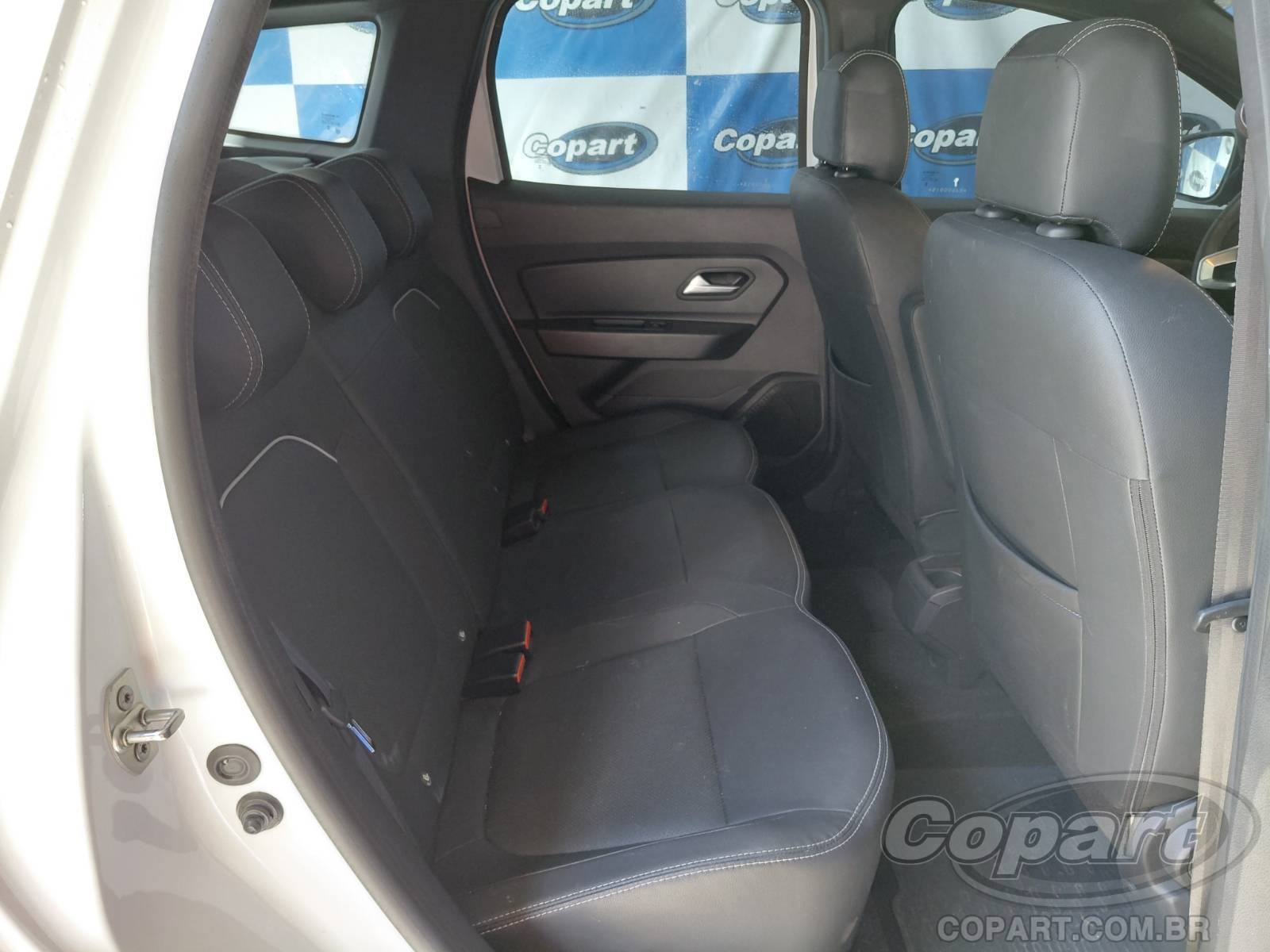Foto 6 de 11: 2024 RENAULT DUSTER