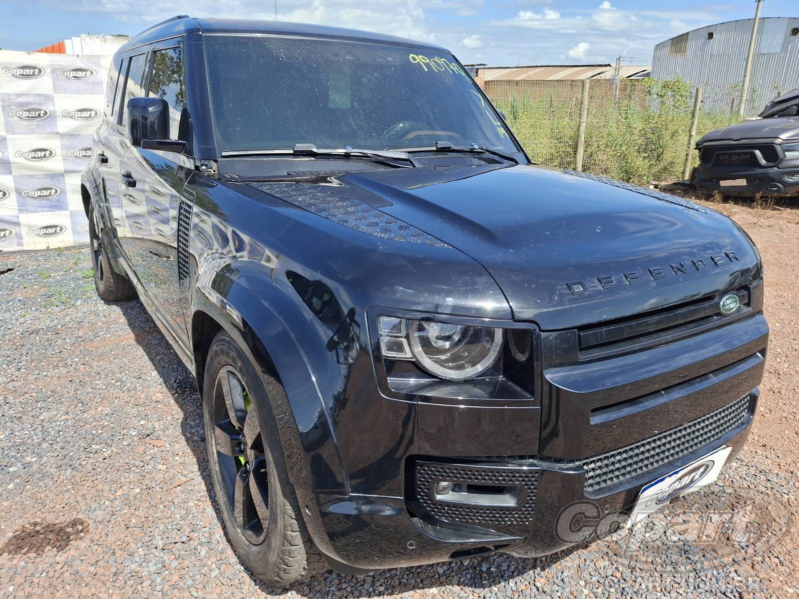 LAND ROVER DEFENDER 110 2023
