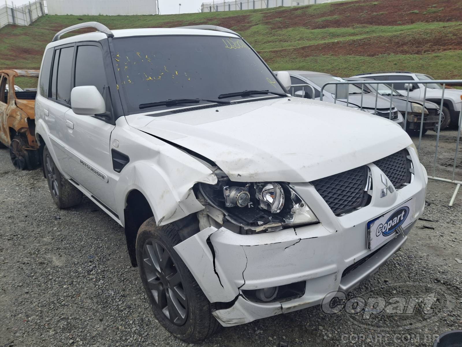 Veículo Mitsubishi PAJERO TR4 Mitsubishi Pajero TR4 2.0 Flex 2014 2014 em leilão
