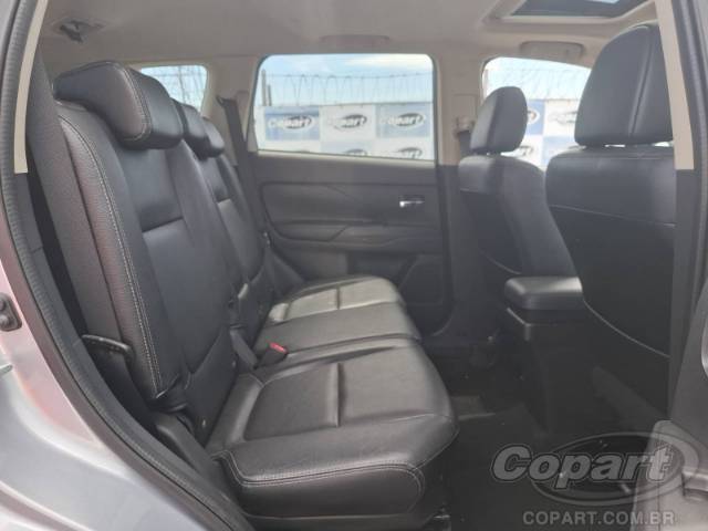 2015 MITSUBISHI OUTLANDER 