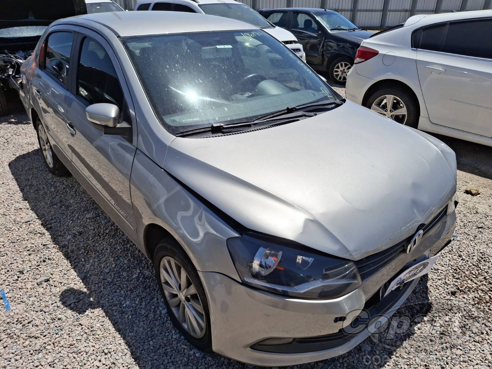 Veículo VW - VolksWagen Voyage VOLKSWAGEN VOYAGE 2015 2015 em leilão