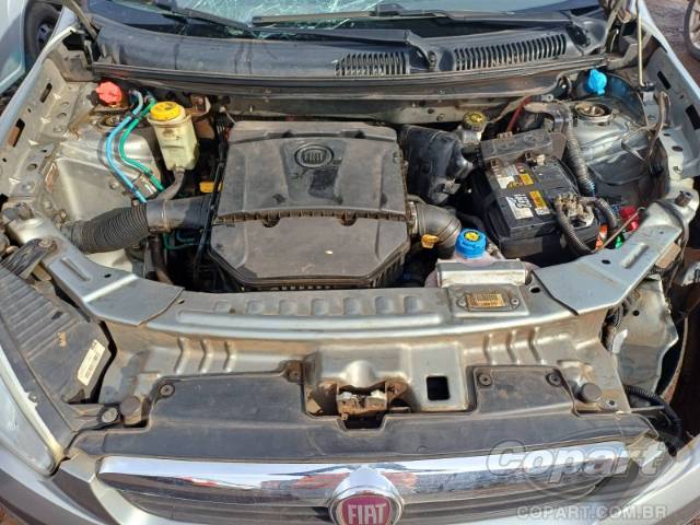 2015 FIAT GRAND SIENA 